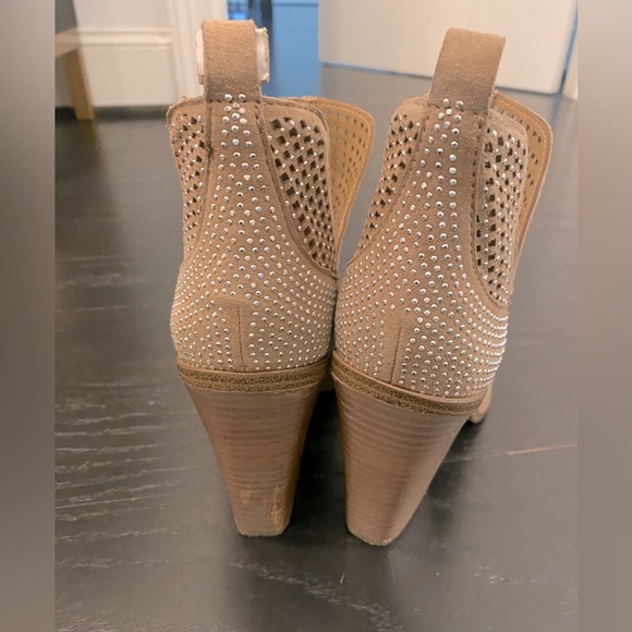 Vince Camuto open toe bootie - Picture 6 of 7